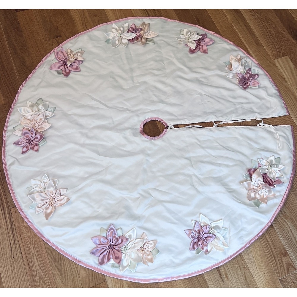 Martha Stewart 2002  Pink/blush Poinsettias 44" Christmas Tree Skirt Vintage